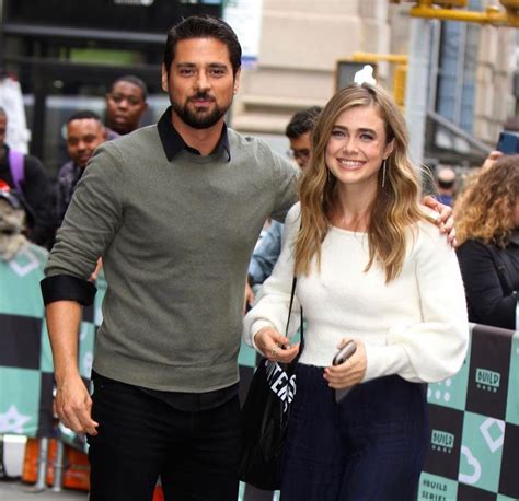 melissa roxburgh boyfriend|Melissa Roxburgh (Manifest) en couple avec un。